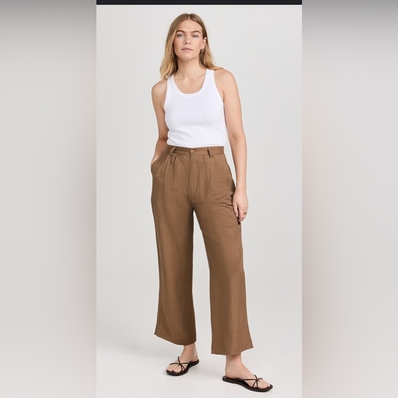 Rolla's
Chloe Pleat Linen Pants - Picture 1 of 6